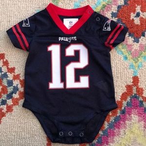EUC NFL Brady Patriots Jersey